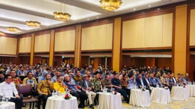 Tito Karnavian Lantik Ketua DPRD Bolmong Jadi Pengurus DPP ADKASI