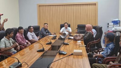 Komisi I DPRD Bolmong Gelar RDP Dengan MAsyarakat Desa Otam