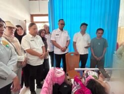 Sekda Sofyan Ajak Warga Doakan Kesembuhan Korban Kecelakaan Drag Race Upai